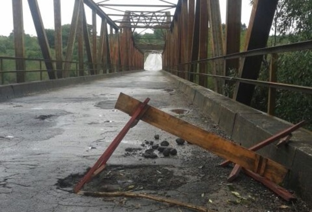 Ponte do Costa está parcialmente interditada para caminhões em função de reparos na estrutura