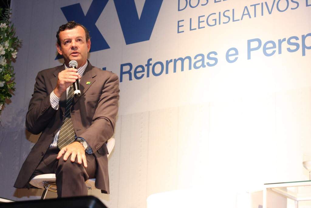 Lars Grael fará palestra no Theatro Guarany sobre superação e prevenção a acidentes