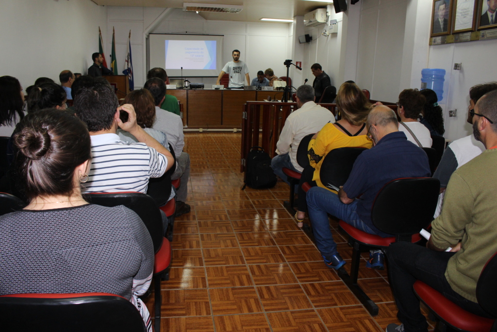 Servidores de São José do Norte buscam reajuste