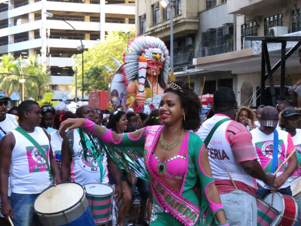 Despedida da folia terá 103 blocos nesta terça no Rio