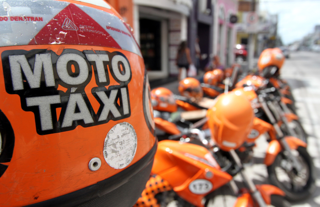 Mototaxistas de Pelotas podem perder licenças