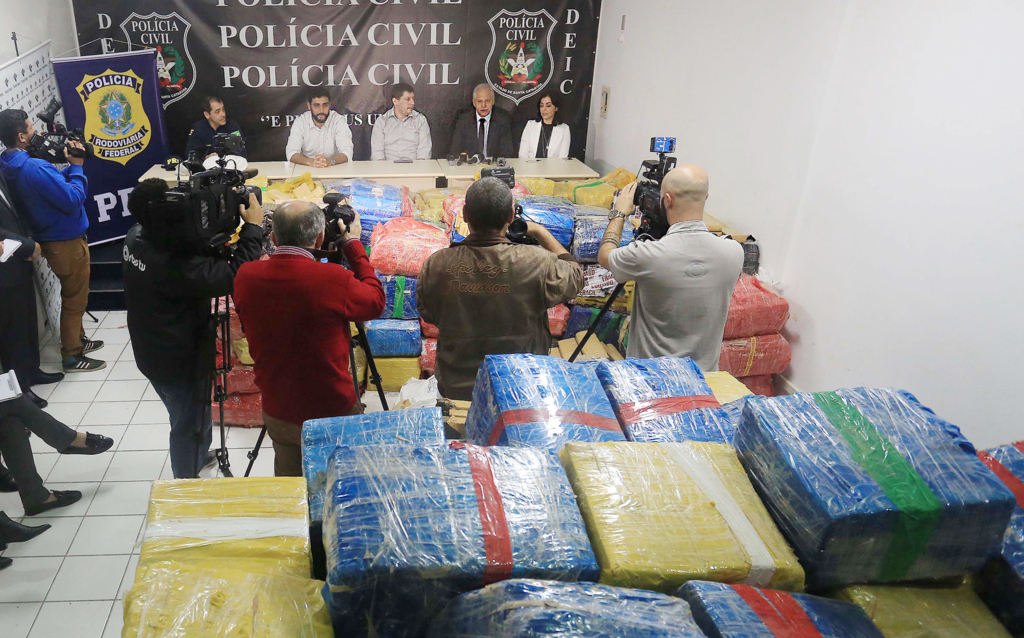 Operação policial resulta na segunda maior apreensão de drogas em Santa Catarina