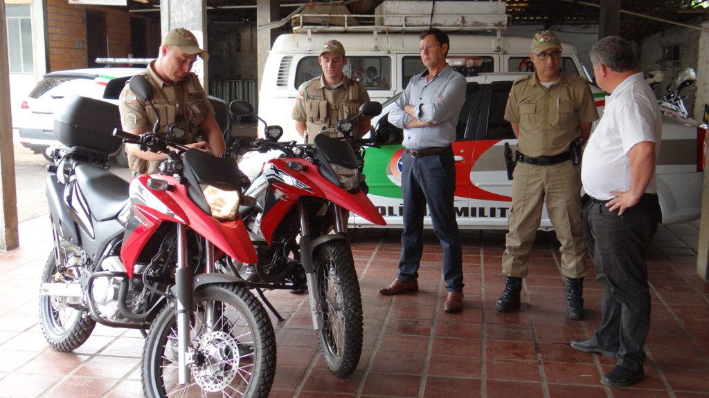 Município de Concórdia repassa duas motocicletas à Polícia Militar