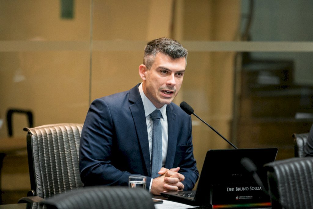 Guto Kuerten Assessor de Imprensa - Deputado Bruno Souza Assembleia Legislativa - Deputado Bruno Souza