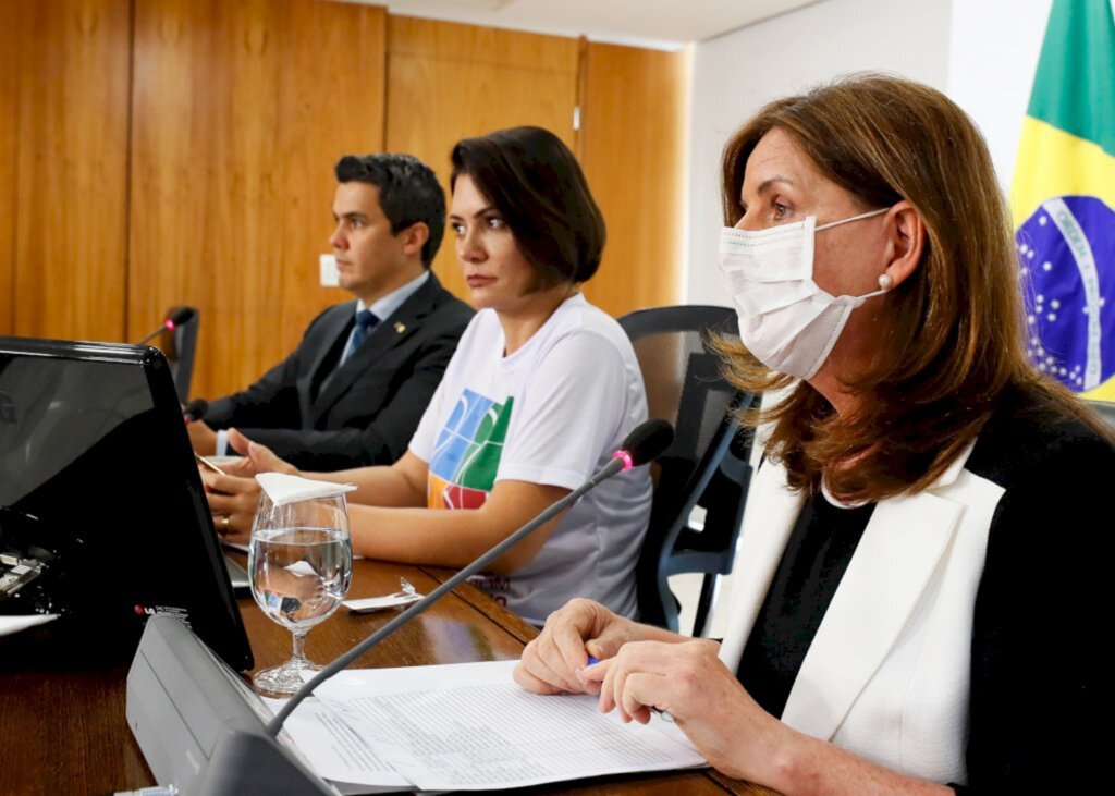 Em reunião no Palácio do Planalto, Carmen Zanotto defende inclusão da AME em testes da triagem neonatal