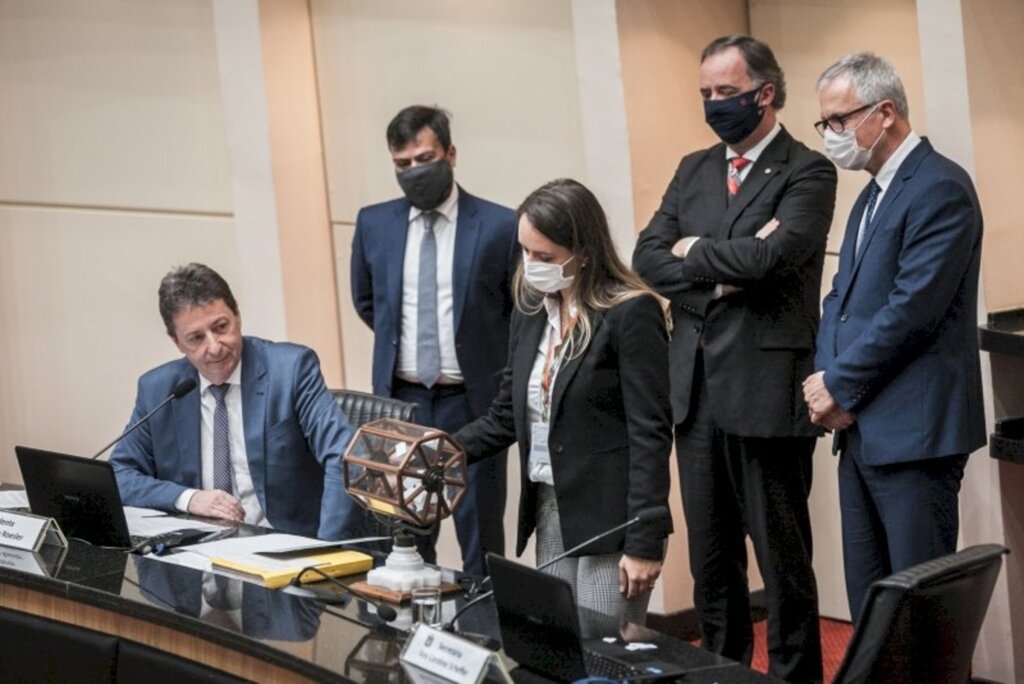 FOTO: Bruno Collaço / AGÊNCIA AL - Sorteio do relator ocorreu durante a sessão de instalação do Tribunal Especial de Julgamento, nesta sexta-feira (25)