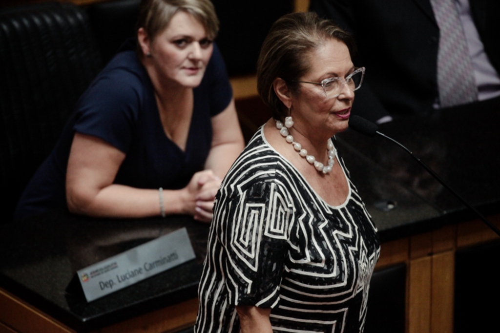 Medidas de auxílio às mulheres...