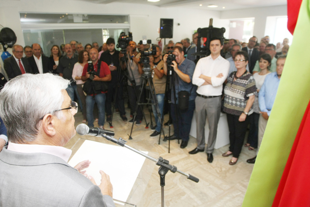 Governador inaugura Casa do Jornalista