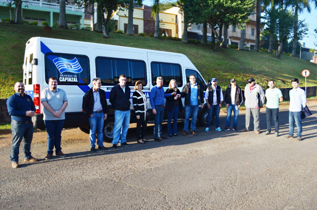 Novo veículo para o transporte de pacientes já está à disposição da Secretaria da Saúde de Capinzal