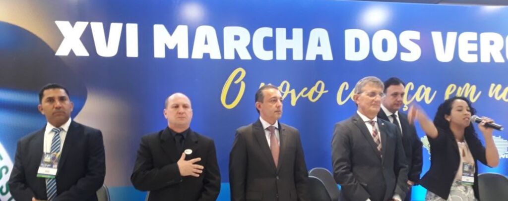 Presidente da Uvesc Adelar Provenci participou da 16ª Marcha dos Vereadores a Brasília