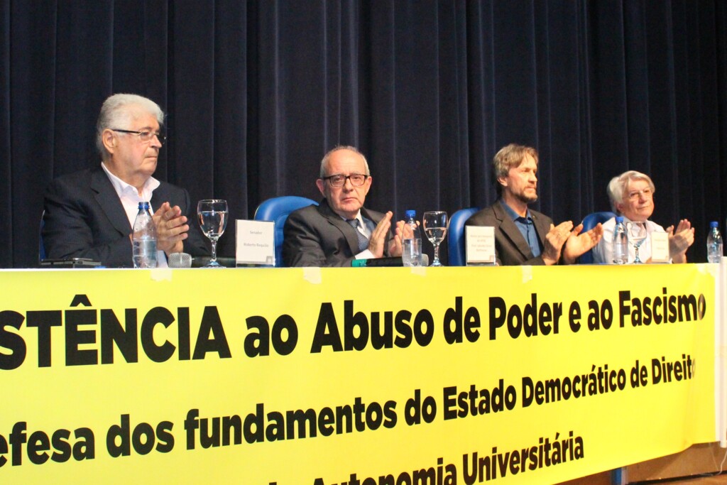 Pedro Uczai ministra aula pública na UFSC sobre abuso de autoridade