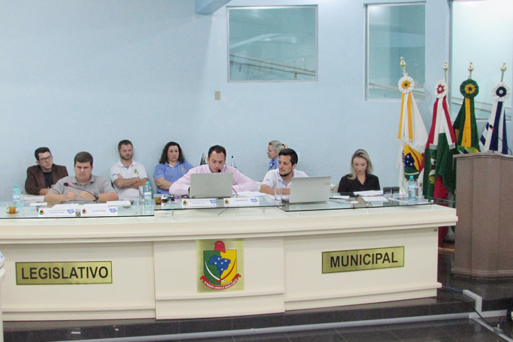 Vereador Gilmar requer da Prefeitura de Capinzal: