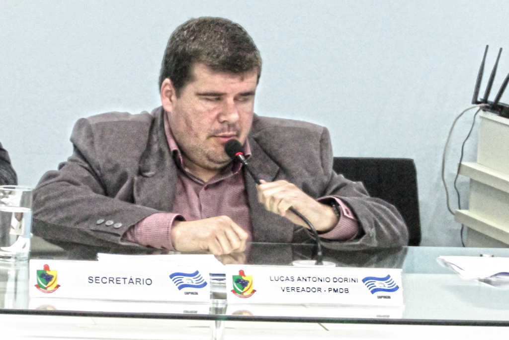  - vereador e 1º secretário da Câmara de Capinzal, Lucas Antonio Dorini (PMDB).