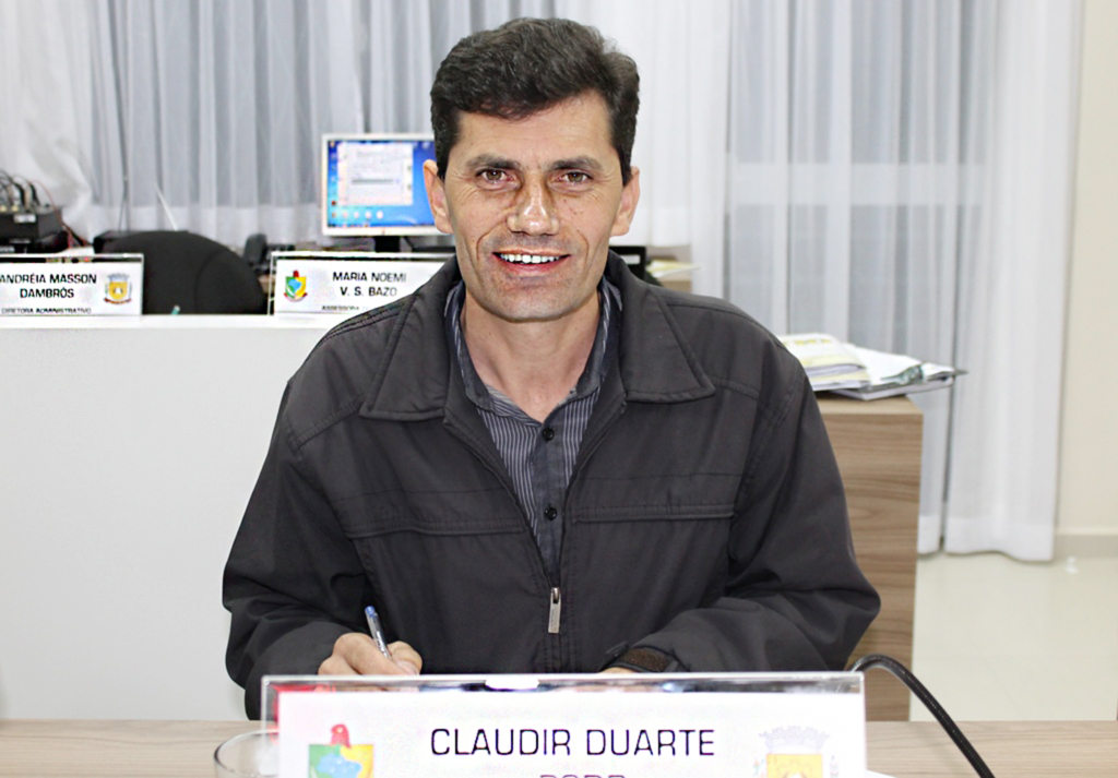  - Vereadore presidente da Mesa Diretora:  Claudir Duarte (Dire).