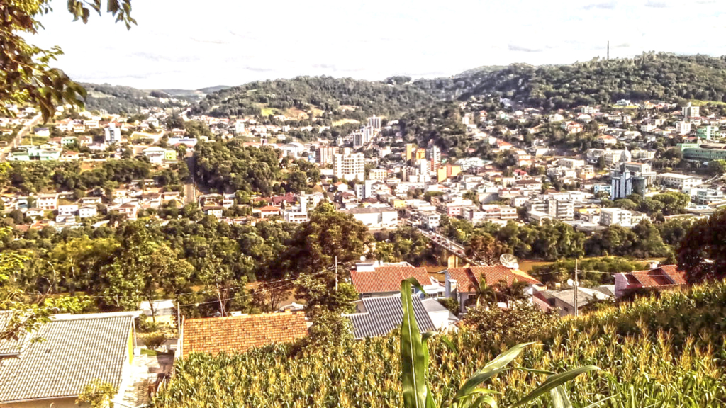  - Foto das cidades coirmãs: Capinzal e Ouro.