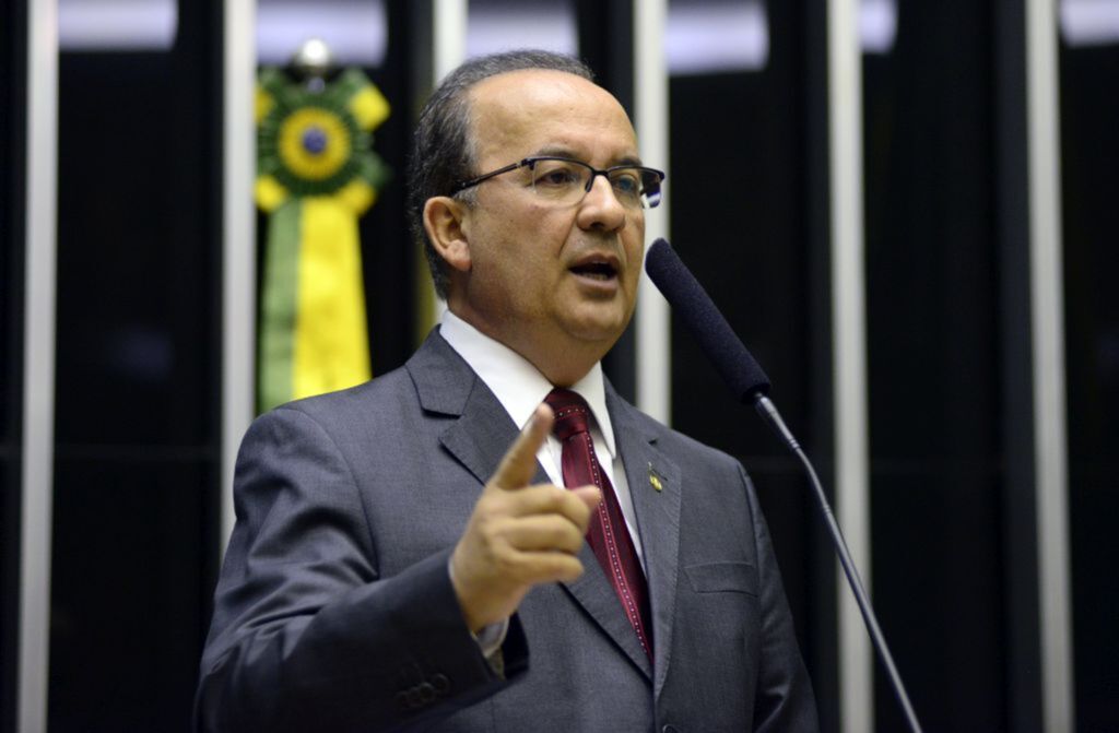  - Deputado federal Jorginho Mello (PR).