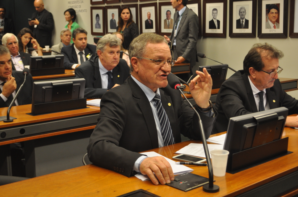 (Câmara dos Deputados/Divulgação). - Deputado Federal Valdir Colatto (PMDB/SC).