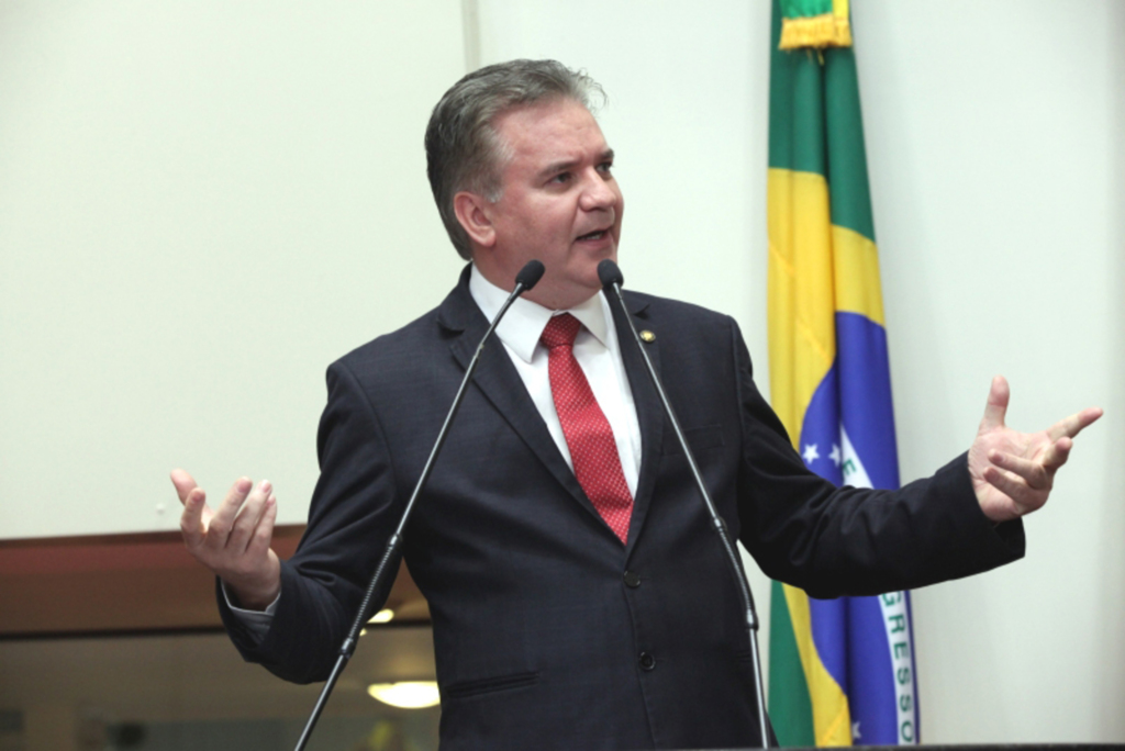  - CCJ aprova projeto que cria Programa Carbono Zero, de autoria do deputado Valduga