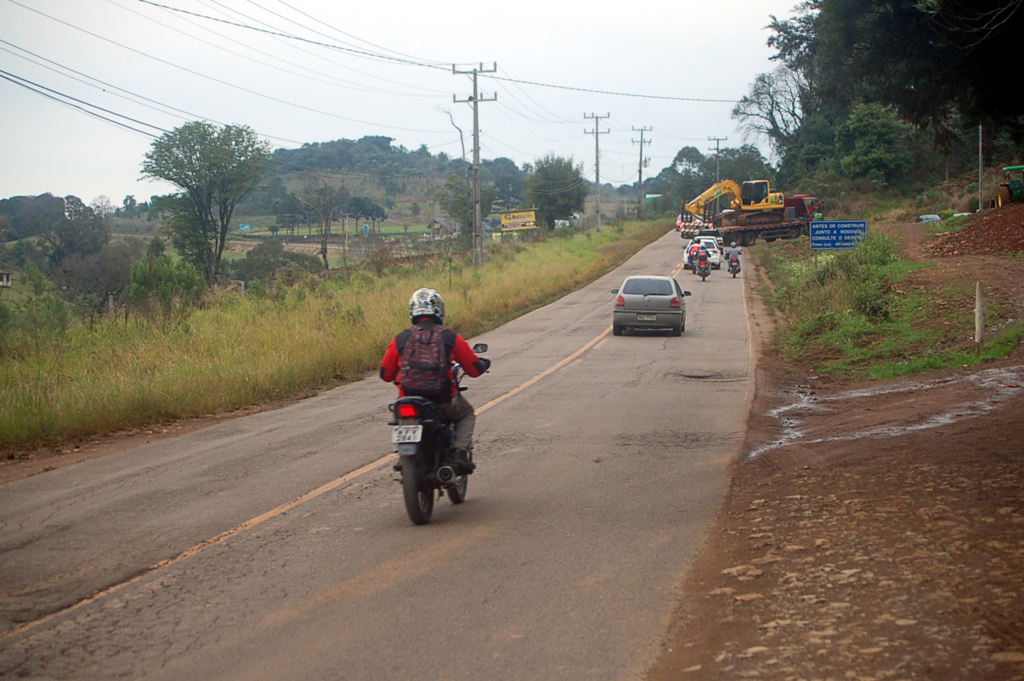 Deputado Valduga indica recapeamento do asfalto no acesso de Ipira à Concórdia
