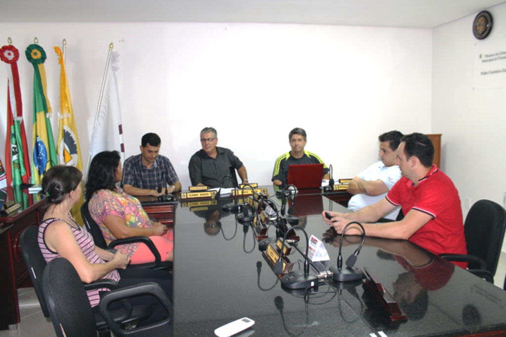 Paulo Bedin promoveu a primeira reunião de trabalho com a equipe administrativa