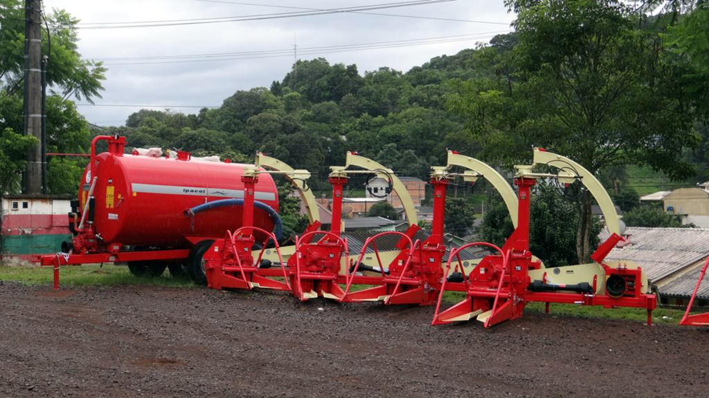 Orçamento Participativo entrega equipamentos agrícolas