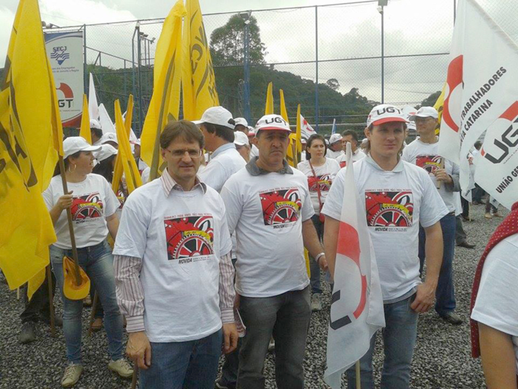 Saretta participa de ato público do MOVIDA