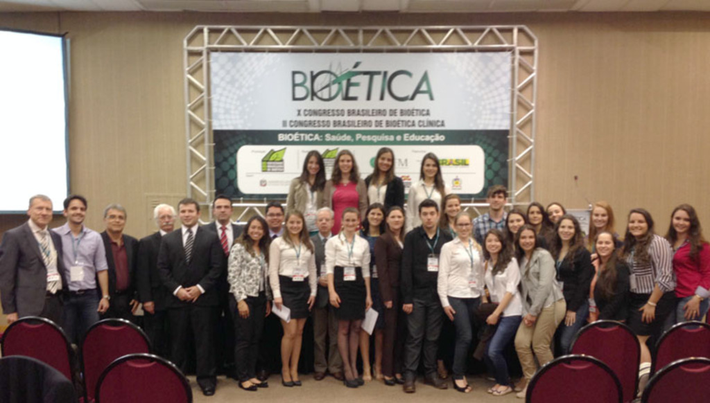 Estudantes e professores participam de Congresso Brasileiro de Bioética