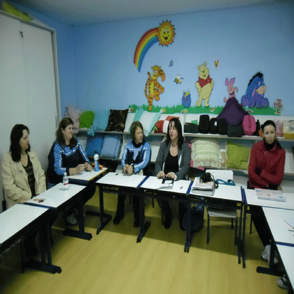 Encontro de estudos com profissionais das creches da rede municipal de ensino