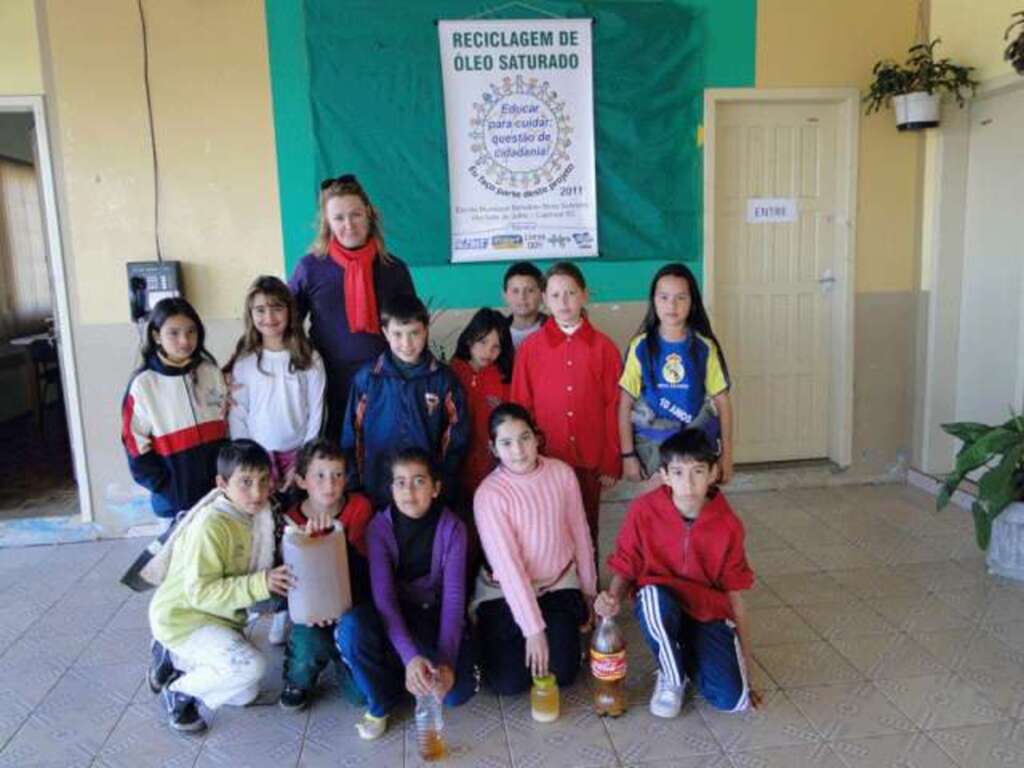 ESCOLA MUNICIPAL BERNARDO SOBRINHO (CAPINZAL)