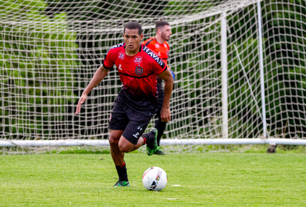 Foto: Italo Santos - GEB - Rone é um dos três atacantes oficializados até o momento, mas, apesar de poder atuar como camisa 9, originalmente é jogador de beirada de campo