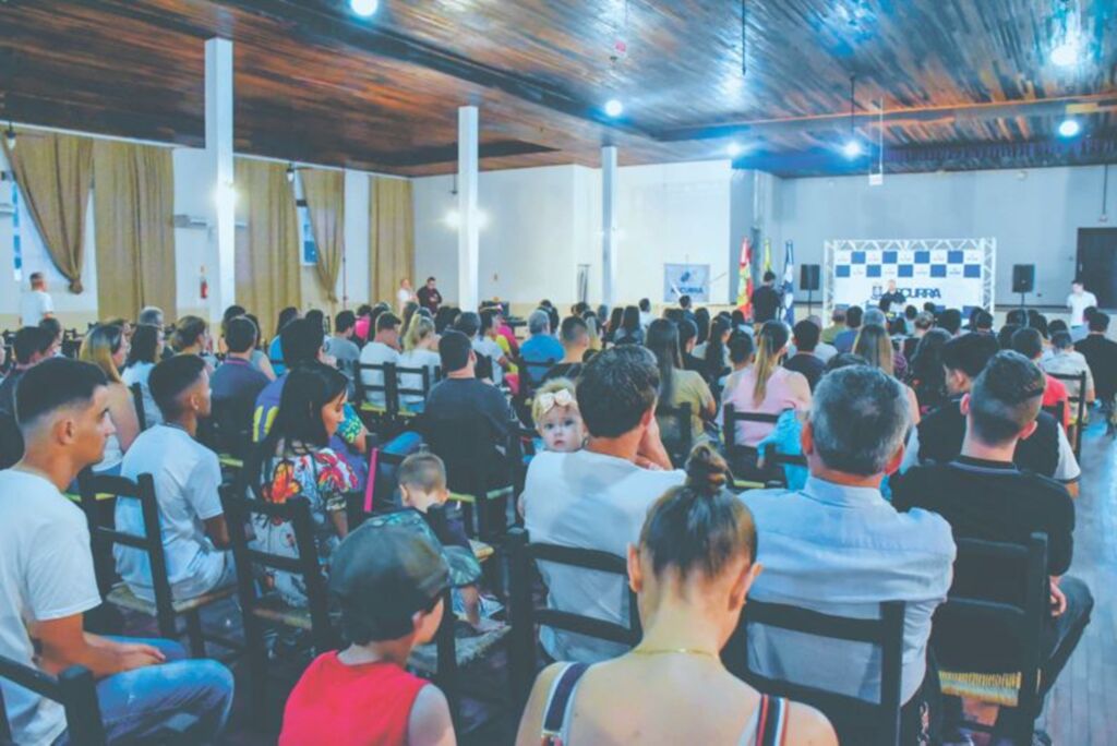 Ascurra de Oportunidades encerra 2022 com mais de 100 formandos
