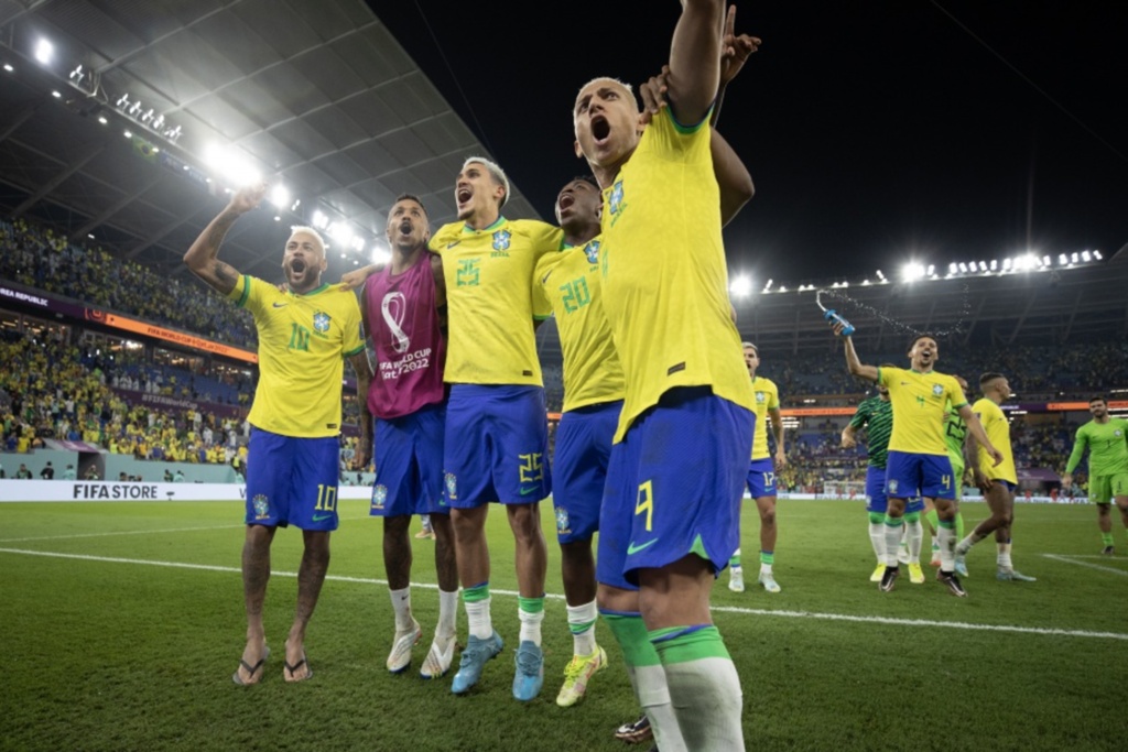 Seleção Brasileira enfrenta Croácia por vaga na semifinal