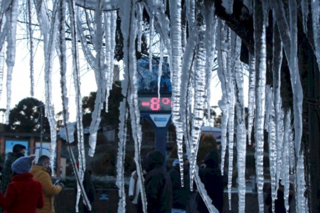 Dia mais frio do ano: Santa Catarina registra -8,9ºC e temperatura negativa em 69 cidades nesta sexta-feira