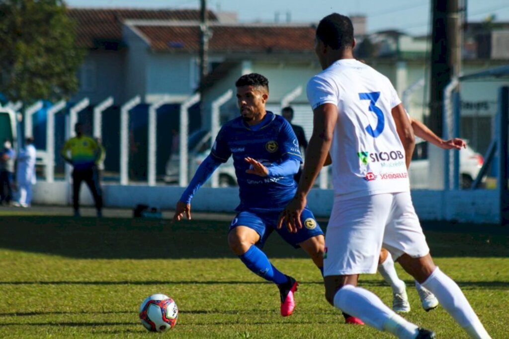 Nação Canoinhas joga bem, mas é derrotado com gol de pênalti no Campeonato Catarinense da Série B