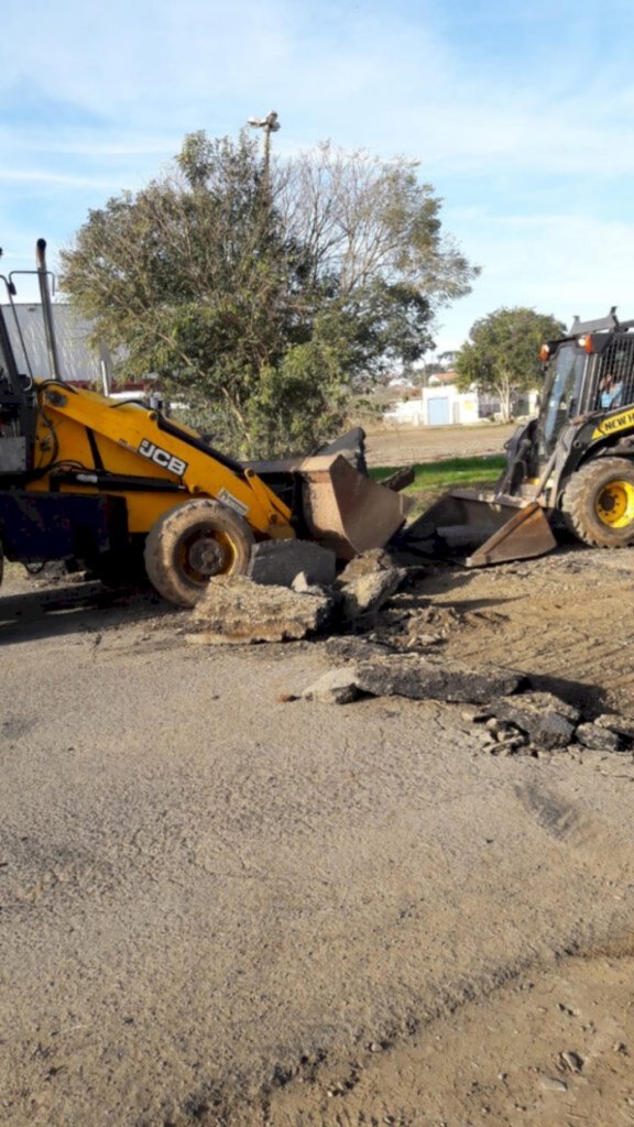 Três Barras realiza a alteração nas lombadas em ruas da cidade