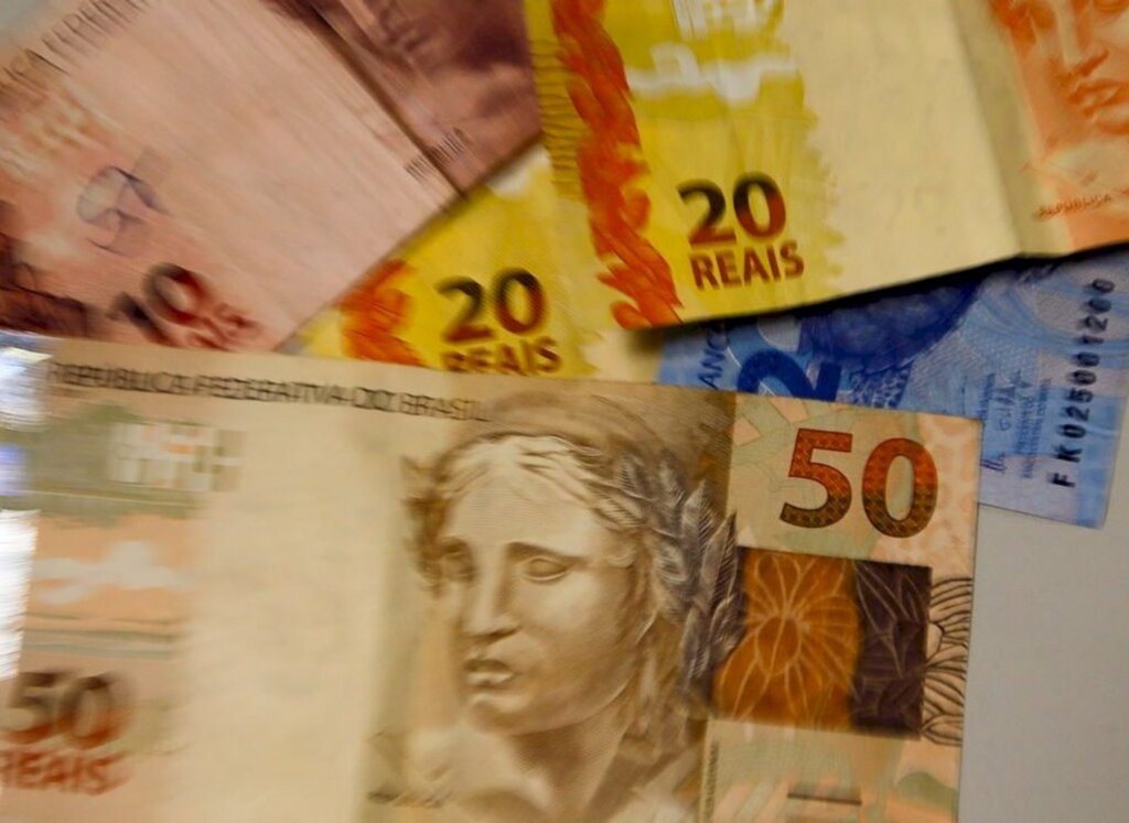 Folha de pagamento da prefeitura de Canoinhas vai subir R$ 750 mil por mês após decisão judicial
