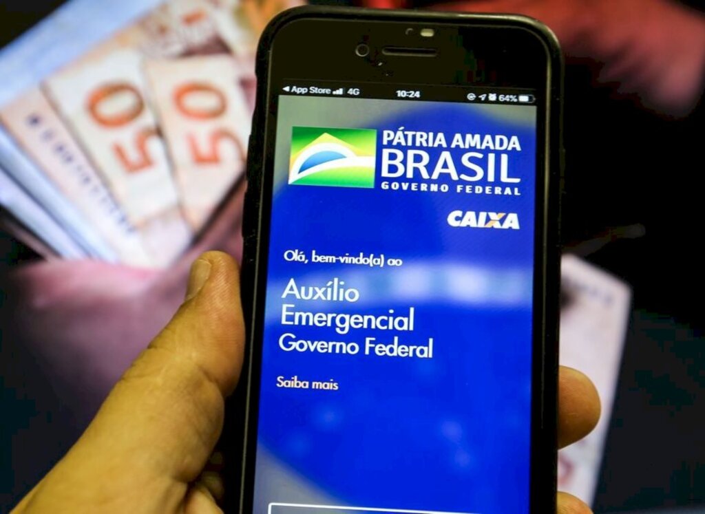 Trabalhadores nascidos em abril podem sacar a segunda parcela do auxílio emergencial