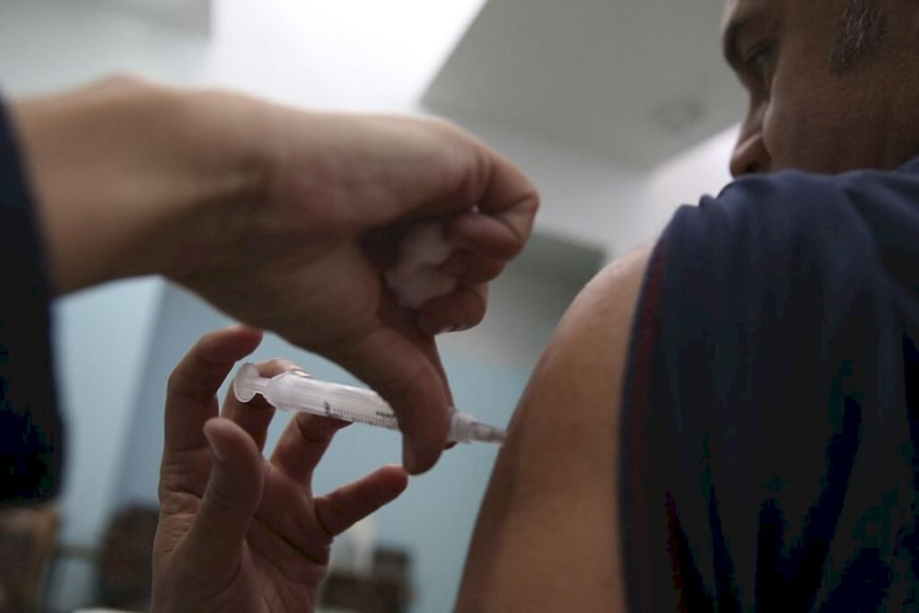 Segunda etapa da campanha de vacinação contra a Influenza começa nesta terça-feira (11)