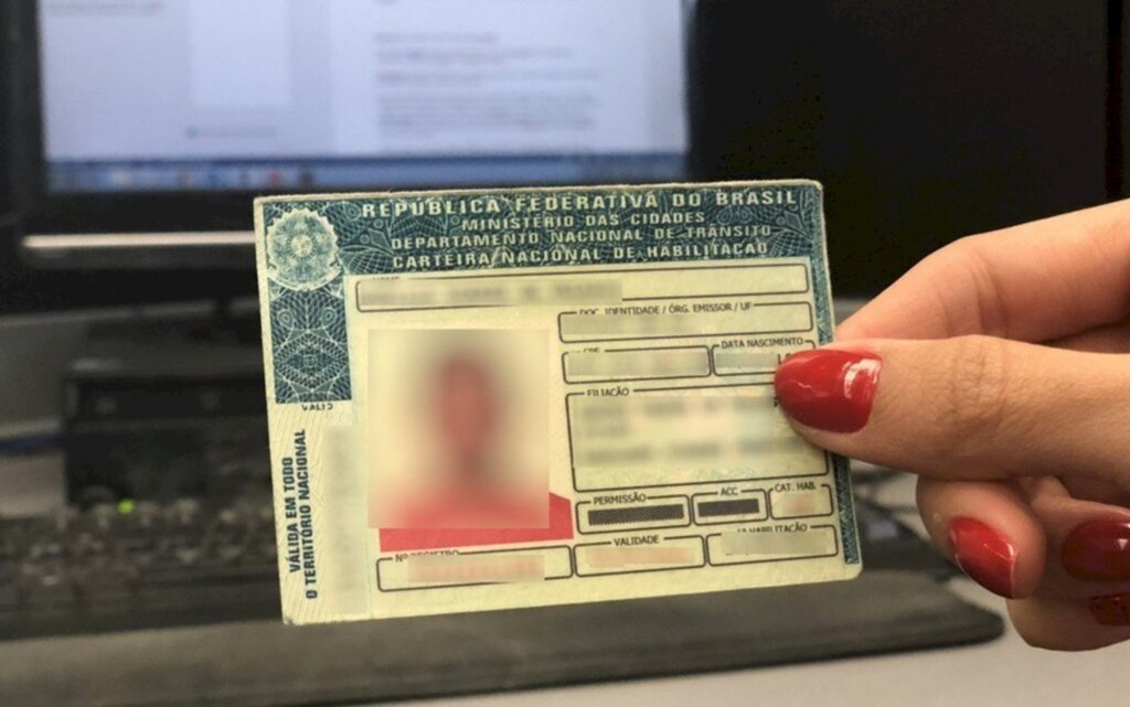 Alterações no Código Brasileiro de Trânsito começam a valer hoje (12)