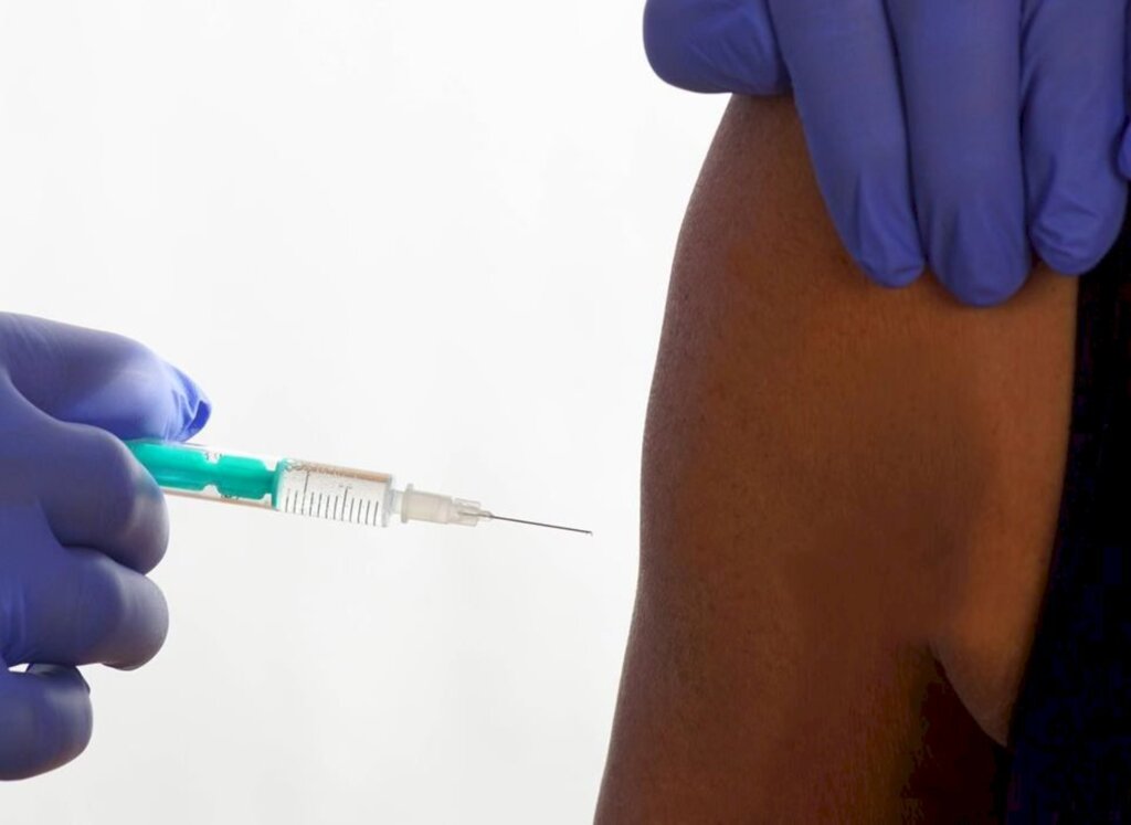 Campanha de vacinação contra a gripe começa na segunda (12)