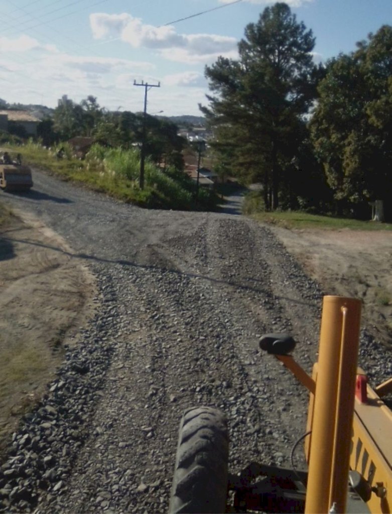 A Secretaria Municipal de Obras comunica sobre as atividades desta segunda-feira, 5: