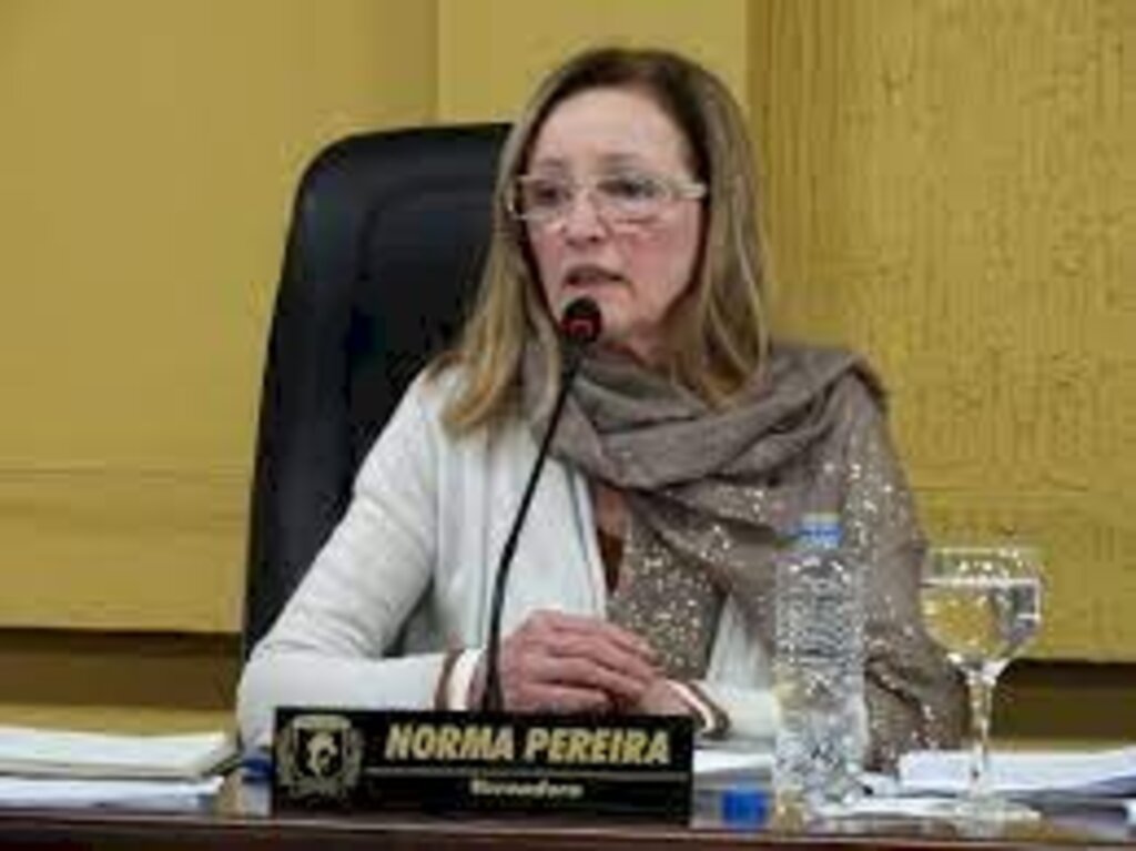  - Norma Pereira