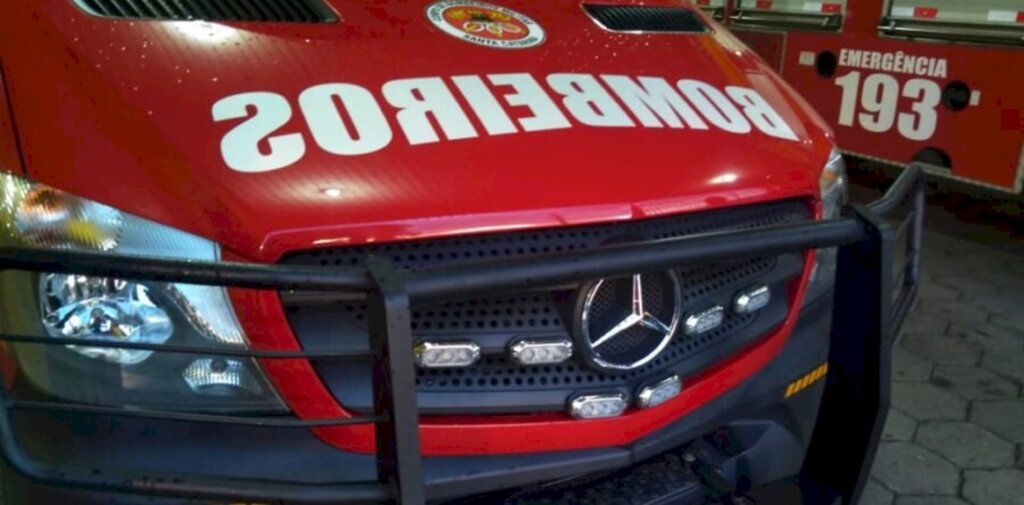 Homem morre após cair de edificação na Vila Ferroviária, em Mafra