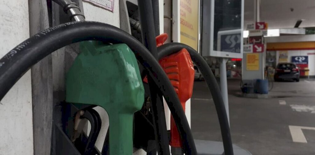 Petrobras anuncia redução no preço da gasolina e diesel nas refinarias