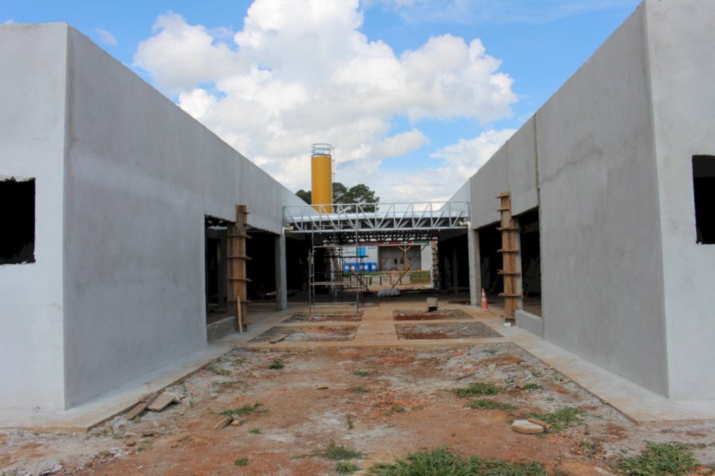 Construção de CMEI segue em ritmo acelerado no centro de Três Barras