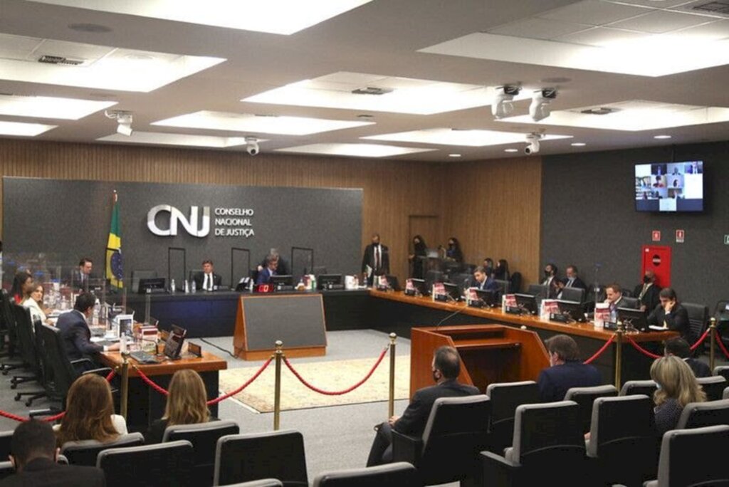 Justiça deve evitar despejos coletivos de vulneráveis durante a pandemia