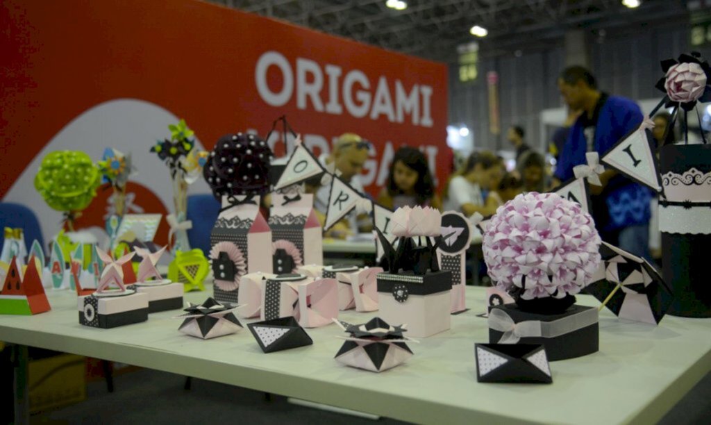 Campanha usa origamis de borboletas para alertar sobre hipertensão