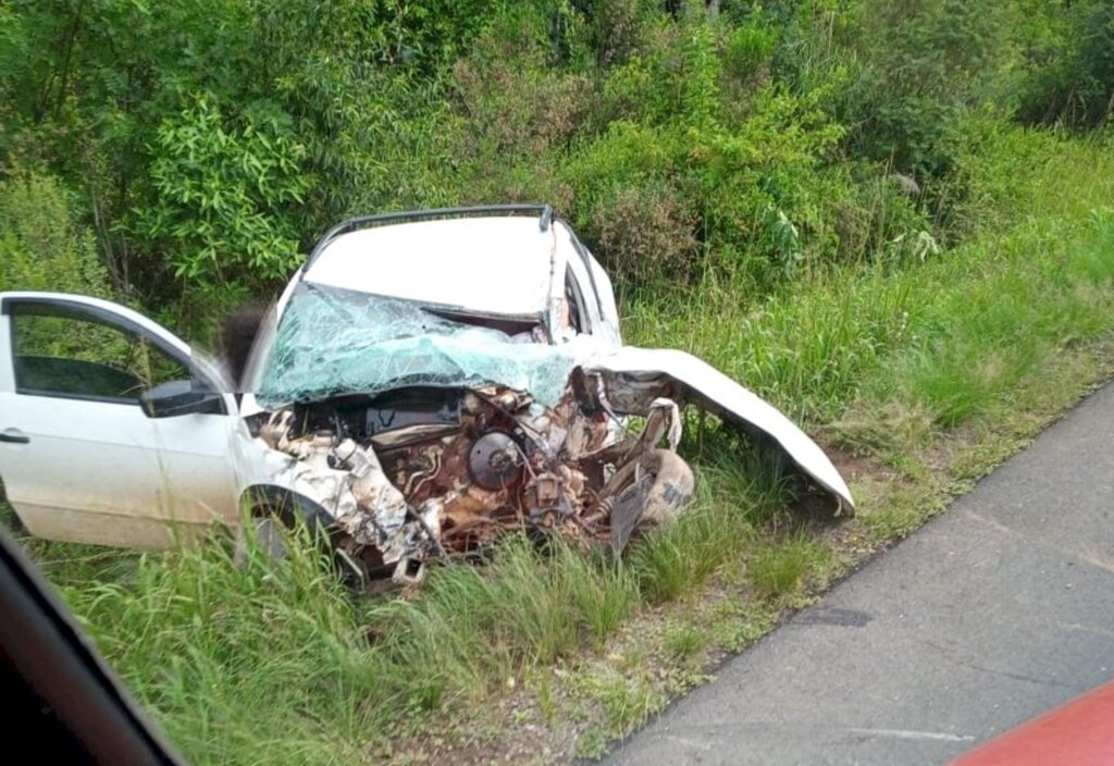Canoinhense morre em acidente entre caminhão e carro na rodovia BR 280