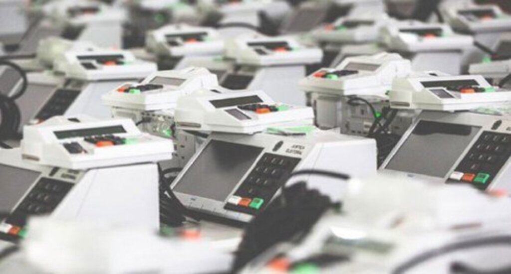 Urnas eletrônicas serão distribuídas neste sábado em todo Estado