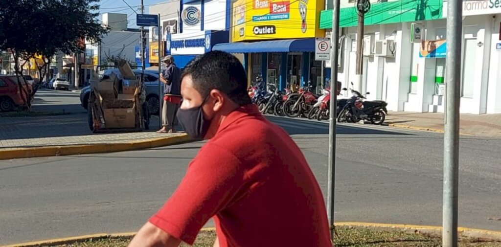 Casos ativos de covid em SC atingem maior número desde o início da pandemia